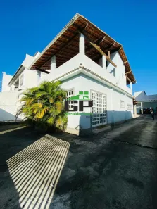 Casa com 3 Quartos à venda, 137m² no Jardim Sulacap, Rio de Janeiro