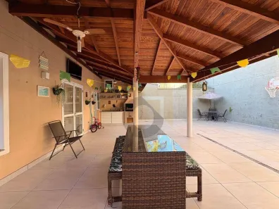 Casa de Condomínio com 4 Quartos para alugar, 245m² no Parque Alto Taquaral, Campinas