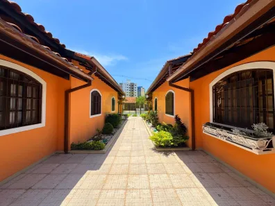 Casa com 2 Quartos à venda, 65m² no Parque Balneário Poiares, Caraguatatuba
