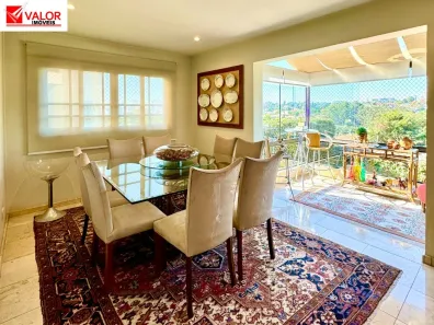 Casa com 3 Quartos à venda, 375m² no Jardim Leonor, São Paulo