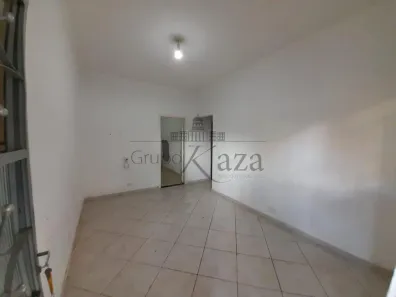 Sobrado com 7 Quartos à venda, 250m² no Cidade Morumbi, São José dos Campos