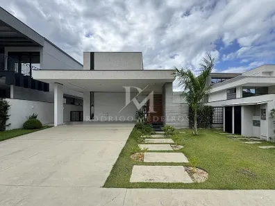 Casa com 4 Quartos à venda, 400m² no Santa Regina, Camboriú