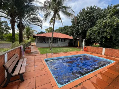 Fazenda/Sítio com 3 Quartos à venda, 2000m² no Residencial Morada do Sol, Jaú