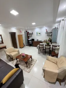 Casa com 4 Quartos à venda, 200m² no Guará II, Brasília