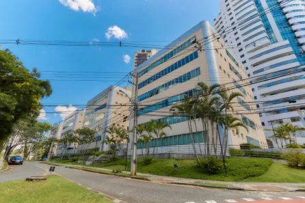 Sala Comercial para alugar, 56m² no Mossunguê, Curitiba
