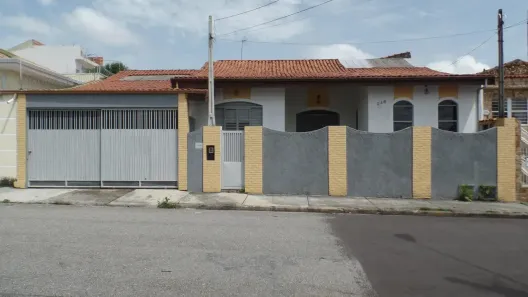 Casa com 2 Quartos à venda, 133m² no Vila Carvalho, Sorocaba
