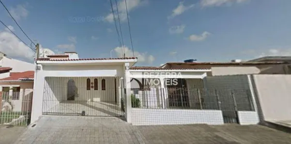 Casa com 3 Quartos à venda, 192m² no Candelária, Natal
