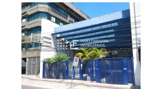 Prédio Comercial para alugar, 834m² no Três Figueiras, Porto Alegre
