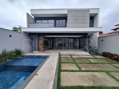 Casa com 3 Quartos à venda, 180m² no Camboinhas, Niterói