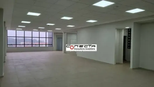 Sala Comercial para alugar, 303m² no Jardim Chapadão, Campinas