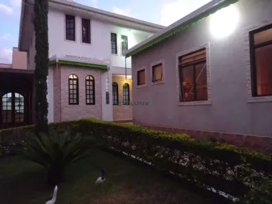 Casa com 3 Quartos à venda, 200m² no Sapucaias III, Contagem