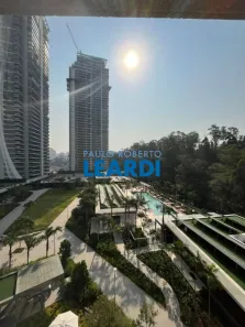 Apartamento com 2 Quartos à venda, 142m² no Jardim Morumbi, São Paulo