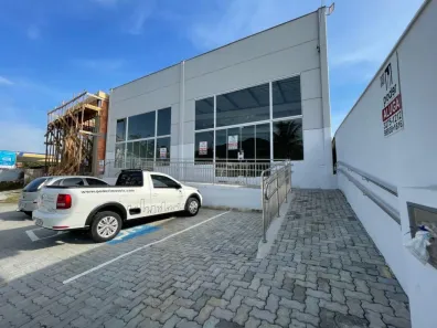 Sala Comercial para alugar, 250m² no Amizade, Jaraguá do Sul