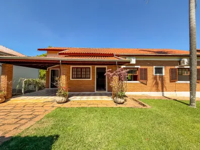 Fazenda/Sítio com 3 Quartos à venda, 195m² no Terras de Itaici, Indaiatuba