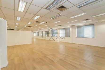 Prédio Comercial à venda, 579m² no Jardim Paulistano, São Paulo