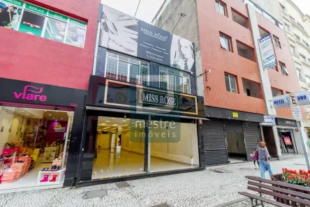 Ponto Comercial com 1 Quarto à venda, 256m² no Centro, Curitiba