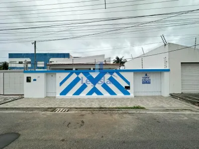 Casa com 3 Quartos para alugar, 250m² no Atalaia, Aracaju