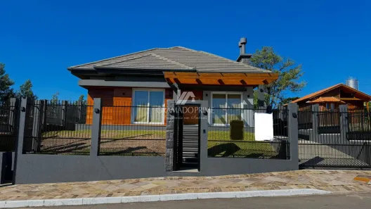 Casa com 3 Quartos à venda, 450m² no , Gramado