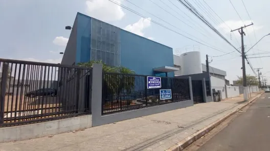 Sala Comercial para alugar, 500m² no Palmital, Marília