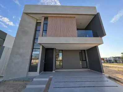 Casa de Condomínio com 4 Quartos à venda, 230m² no Centro, Petrolina