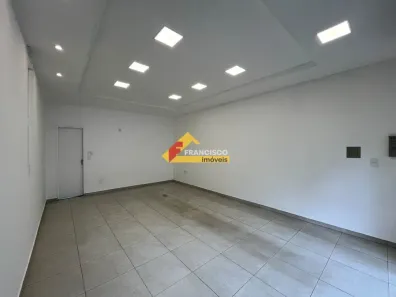 Ponto Comercial para alugar, 90m² no Centro, Divinópolis