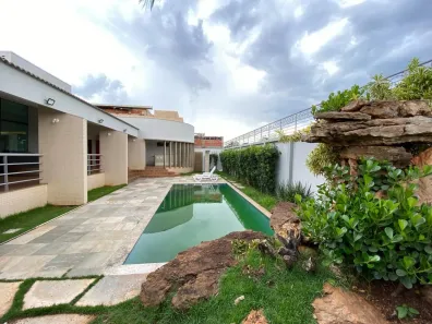 Casa com 3 Quartos à venda, 314m² no Jardim Karaíba, Uberlândia