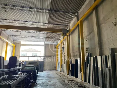 Galpão/Depósito/Armazém com 2 Quartos à venda, 360m² no Higienópolis, Rio de Janeiro
