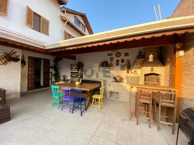 Casa de Condomínio com 3 Quartos à venda, 146m² no Jardim da Glória, Cotia