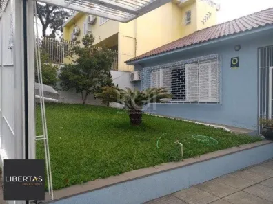 Casa com 3 Quartos à venda, 248m² no Medianeira, Porto Alegre