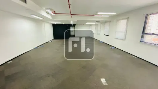Sala Comercial para alugar, 133m² no Cerqueira César, São Paulo
