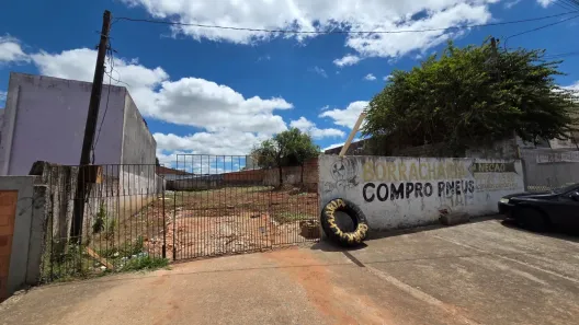 Lote/Terreno à venda, 390m² no Jardim Carvalho, Ponta Grossa
