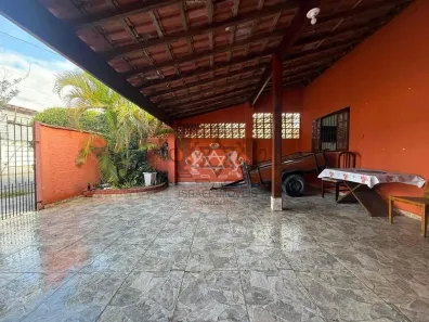 Sobrado com 3 Quartos à venda, 24m² no Jardim das Gaivotas, Caraguatatuba