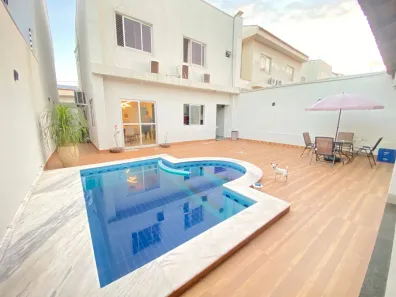 Casa de Condomínio com 5 Quartos à venda, 180m² no Ribeirão do Lipa, Cuiabá