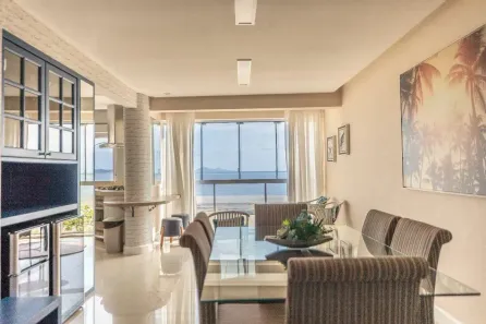 Apartamento com 3 Quartos para alugar, 150m² no Centro, Balneário Camboriú