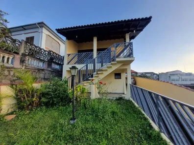 Casa com 2 Quartos à venda, 214m² no Centro Alto, Ribeirão Pires