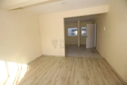Apartamento com 2 Quartos para alugar, 45m² no Areal, Pelotas