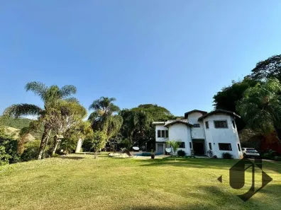 Fazenda/Sítio com 5 Quartos à venda, 320m² no Área Rural de Taubaté, Taubaté