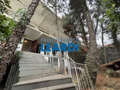 Casa com 3 Quartos à venda, 386m² no Jardim Panorama, São Paulo