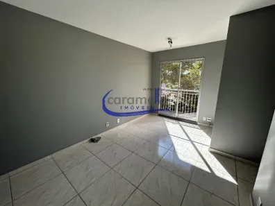 Apartamento com 3 Quartos para alugar, 65m² no Parque Maria Domitila, São Paulo