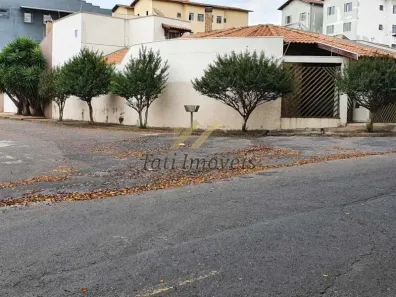 Casa com 3 Quartos à venda, 238m² no Residencial Américo Alves Margarido, São Carlos