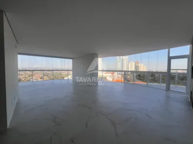 Apartamento com 3 Quartos à venda, 221m² no Centro, Ponta Grossa