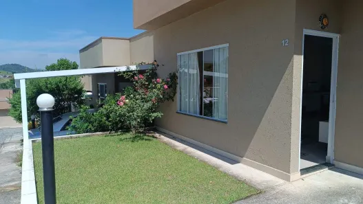 Casa com 2 Quartos à venda, 74m² no Nogueira, Guararema