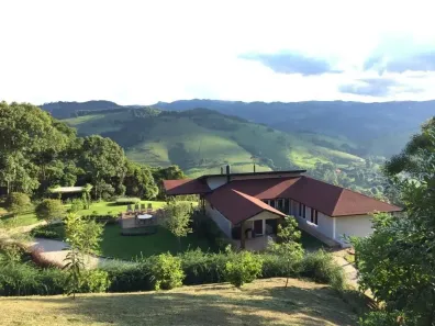 Fazenda/Sítio com 5 Quartos à venda, 677600m² no , Gonçalves