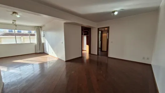 Apartamento com 3 Quartos para alugar, 102m² no Jardim América, Goiânia
