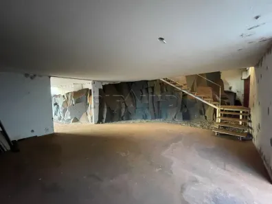 Casa com 12 Quartos para alugar, 395m² no Jardim Sumaré, Ribeirão Preto