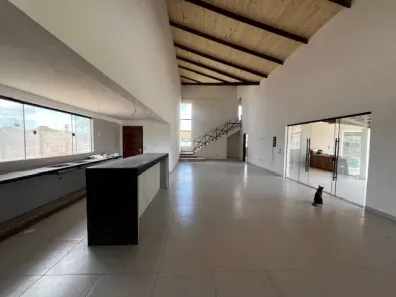 Fazenda/Sítio com 5 Quartos à venda, 600m² no , Monte Alegre