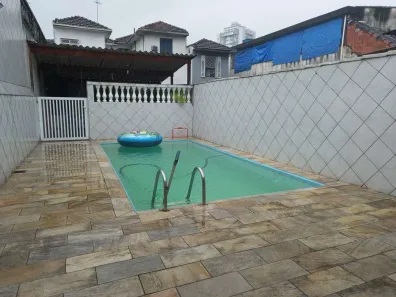 Sobrado com 3 Quartos à venda, 196m² no Vila Mathias, Santos