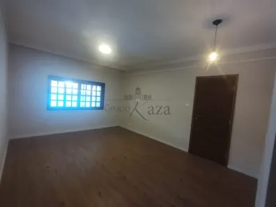 Casa com 3 Quartos à venda, 240m² no Bosque dos Eucaliptos, São José dos Campos