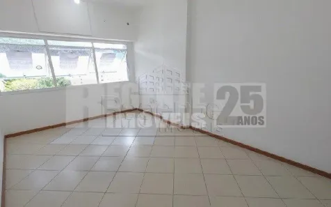 Sala Comercial à venda, 31m² no Trindade, Florianópolis