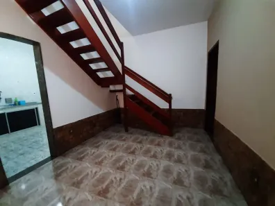 Casa com 3 Quartos à venda, 150m² no Vila Valqueire, Rio de Janeiro